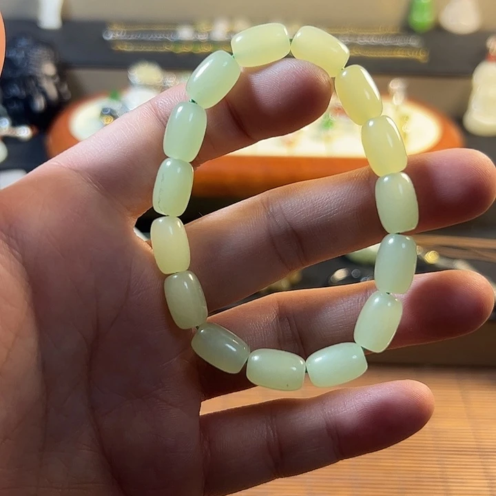 和田玉未镶嵌项链