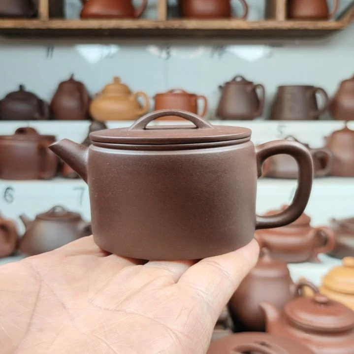 茶壶紫砂汉瓦老紫泥130cc左右瑕
