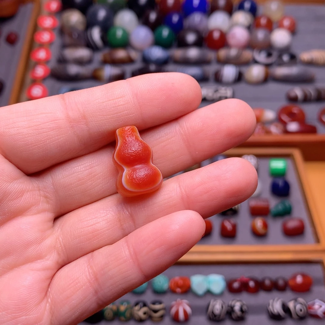 玛瑙/玉髓颈饰未镶嵌家**女