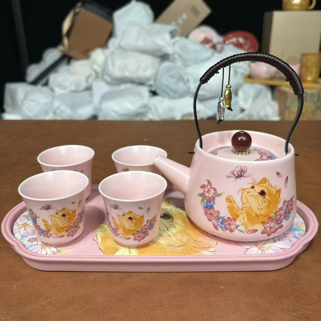 ZH4095-萌猫扑蝶粉汝提梁壶+4个萌猫扑蝶粉汝客杯+干泡盘茶盘