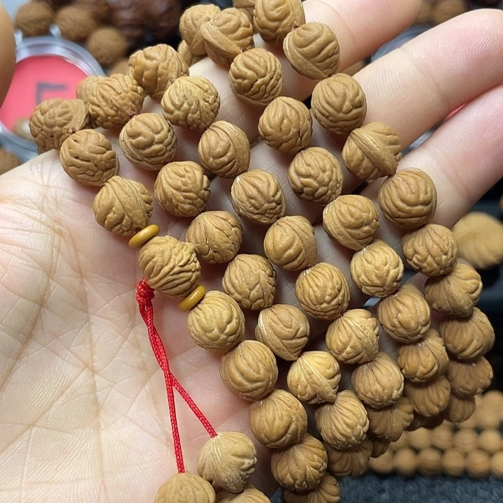 向***生桃核把件小金豆脖挂11尺寸115颗