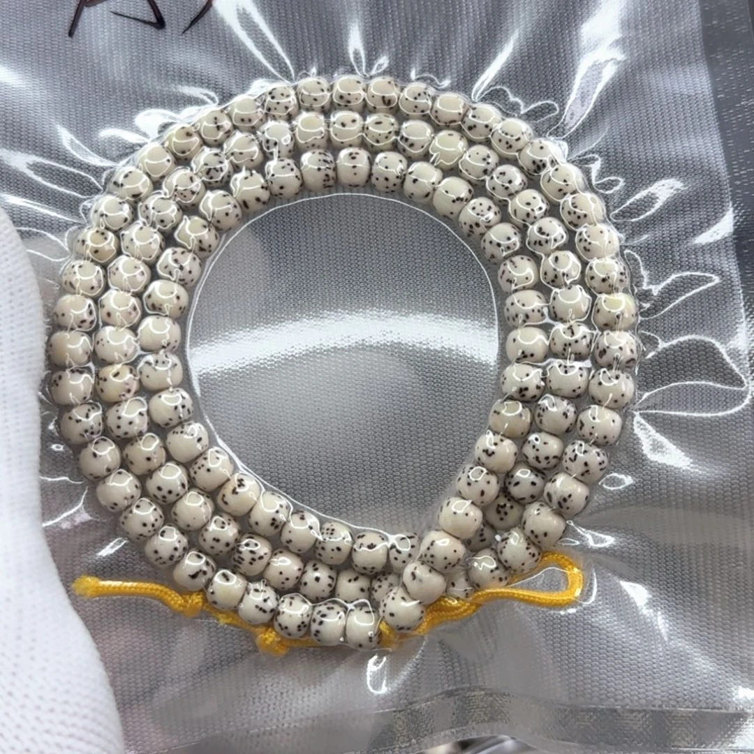 星月菩提吊坠5×6原白108  A3