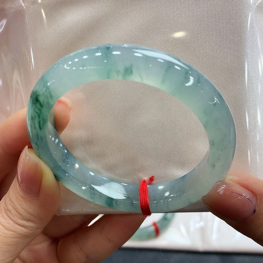 翡翠未镶嵌手镯50.6正圈冰飘花两天鉴赏