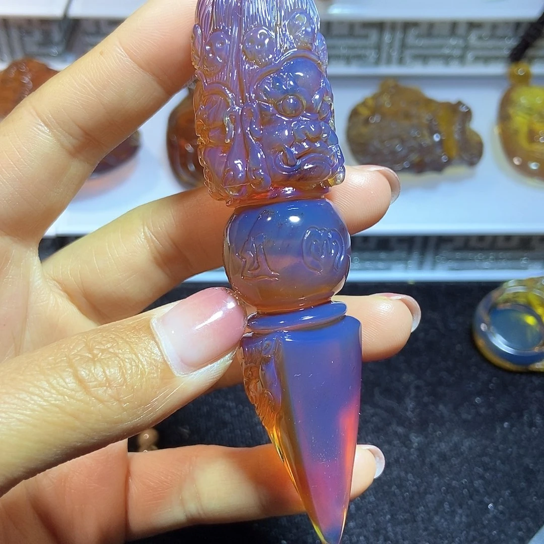 未镶嵌颈饰琥珀缅甸天然琥珀