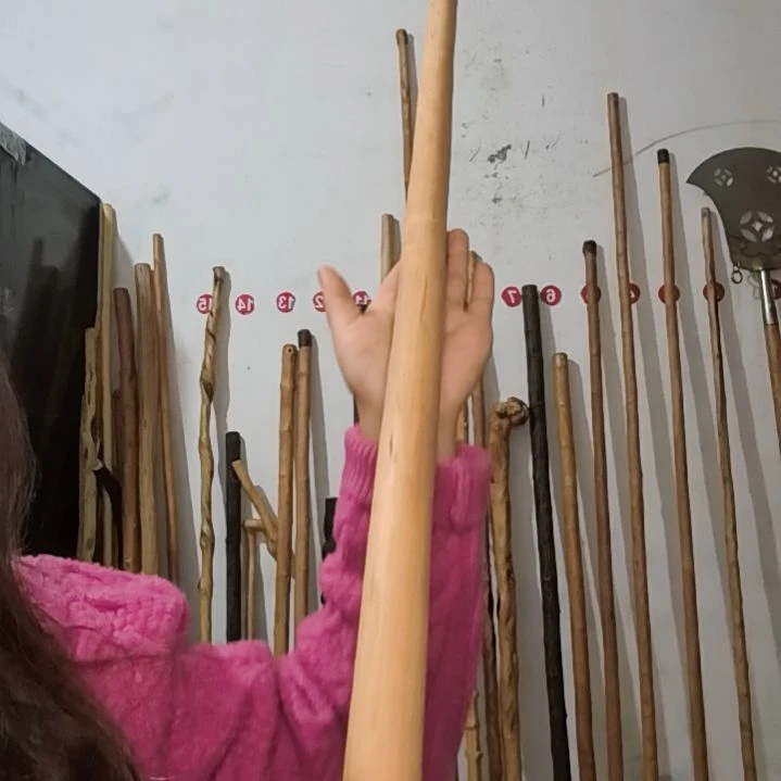 小***8原生态红荀子鞭杆