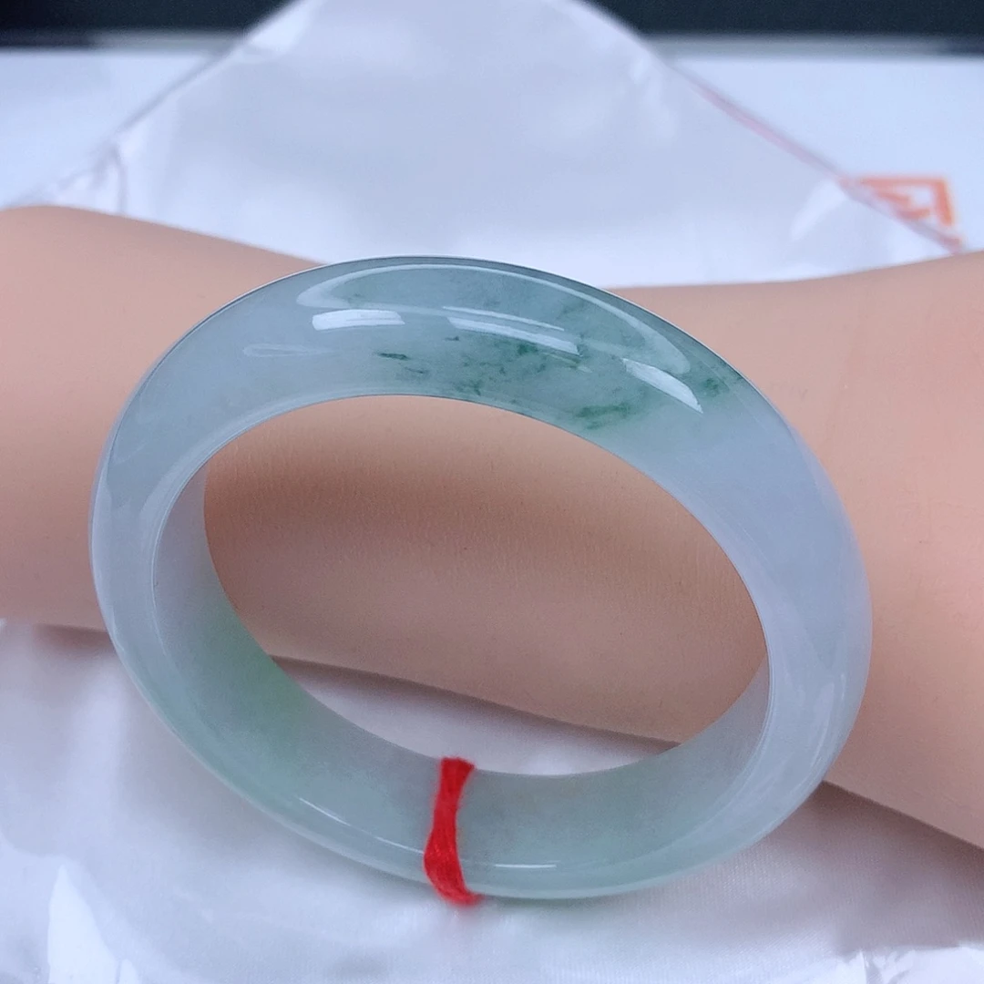 【闪购商品】未镶嵌手镯翡翠，52