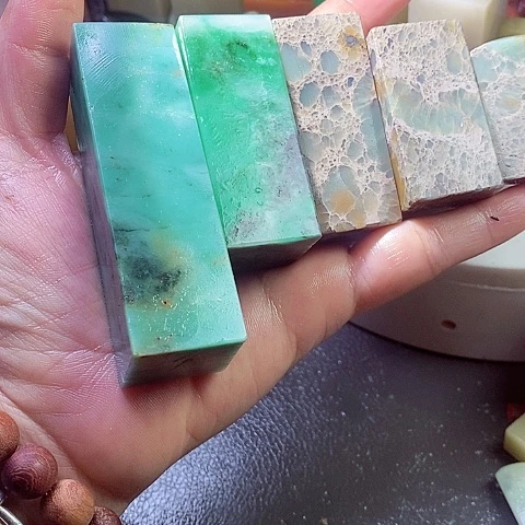 四川石2**7四川绿四川绿的