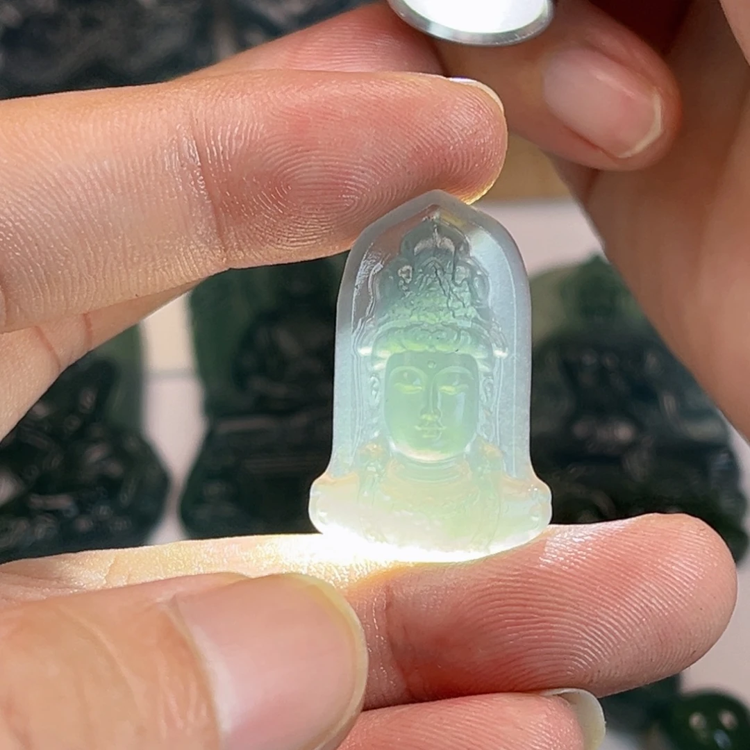 定制翡翠未镶嵌翡翠