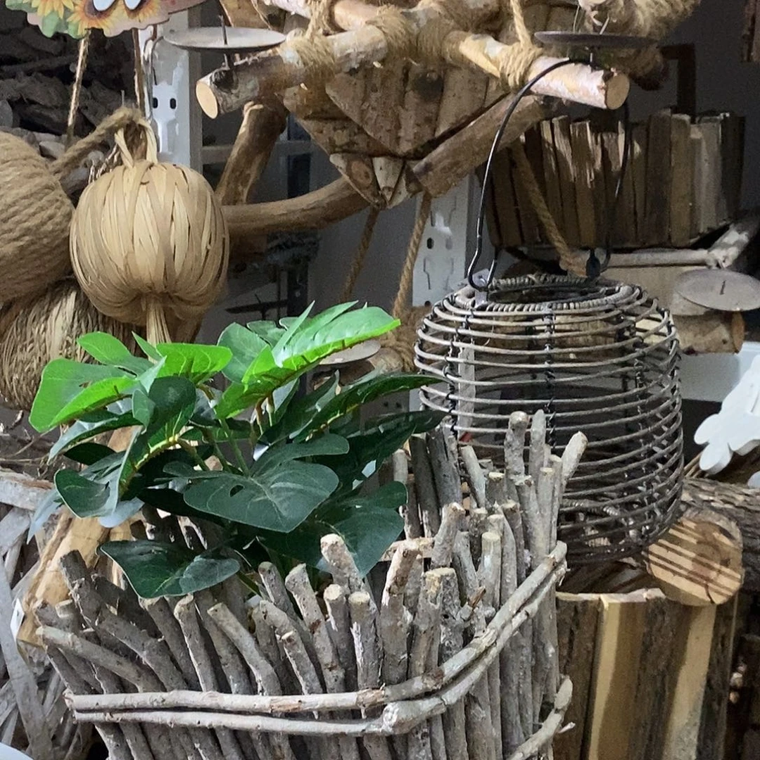 蒋***然微瑕放漏不退不换花盆