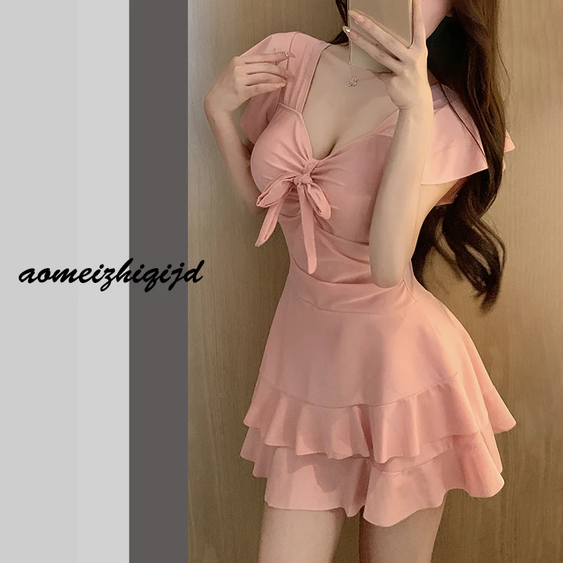 2025新款连体泳衣女显瘦遮肚保守裙式度假泡温泉纯欲女款泳装