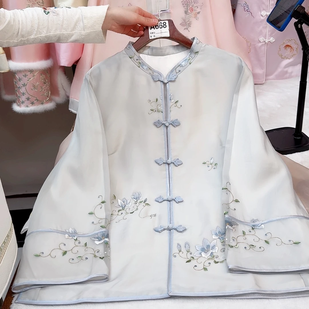 刺绣真丝灰色立领 玉兰花