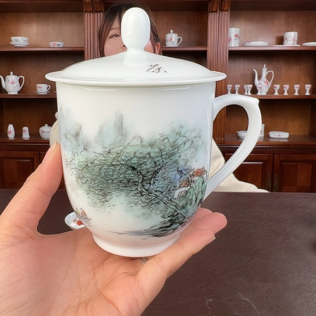 猴***1瓷柴窑 山水办公杯 带托（周大师作品）