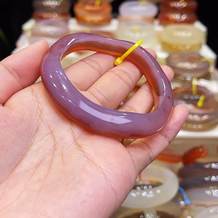 玛瑙/玉髓手镯未镶嵌c****y