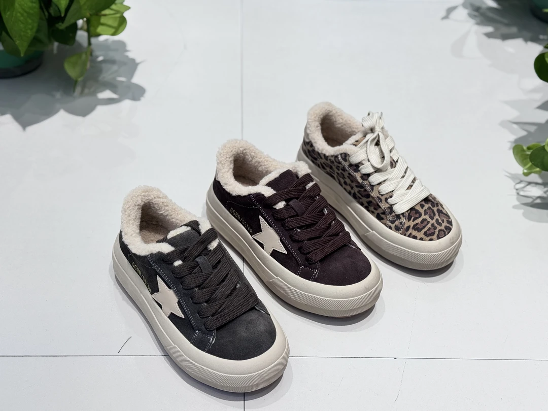 ZSWD2025冬季新款复古厚底休闲百搭加绒星星板鞋768-999