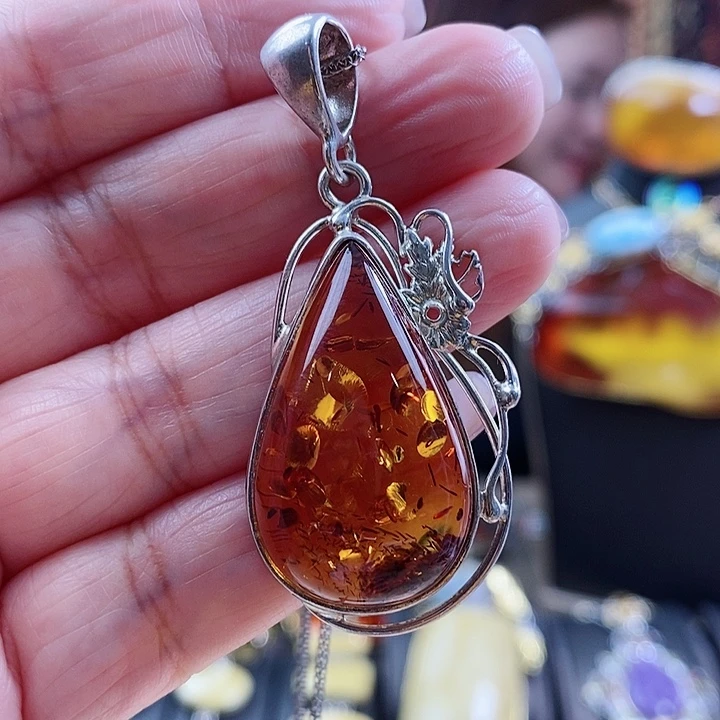 琥珀颈饰银S925镶嵌吊坠