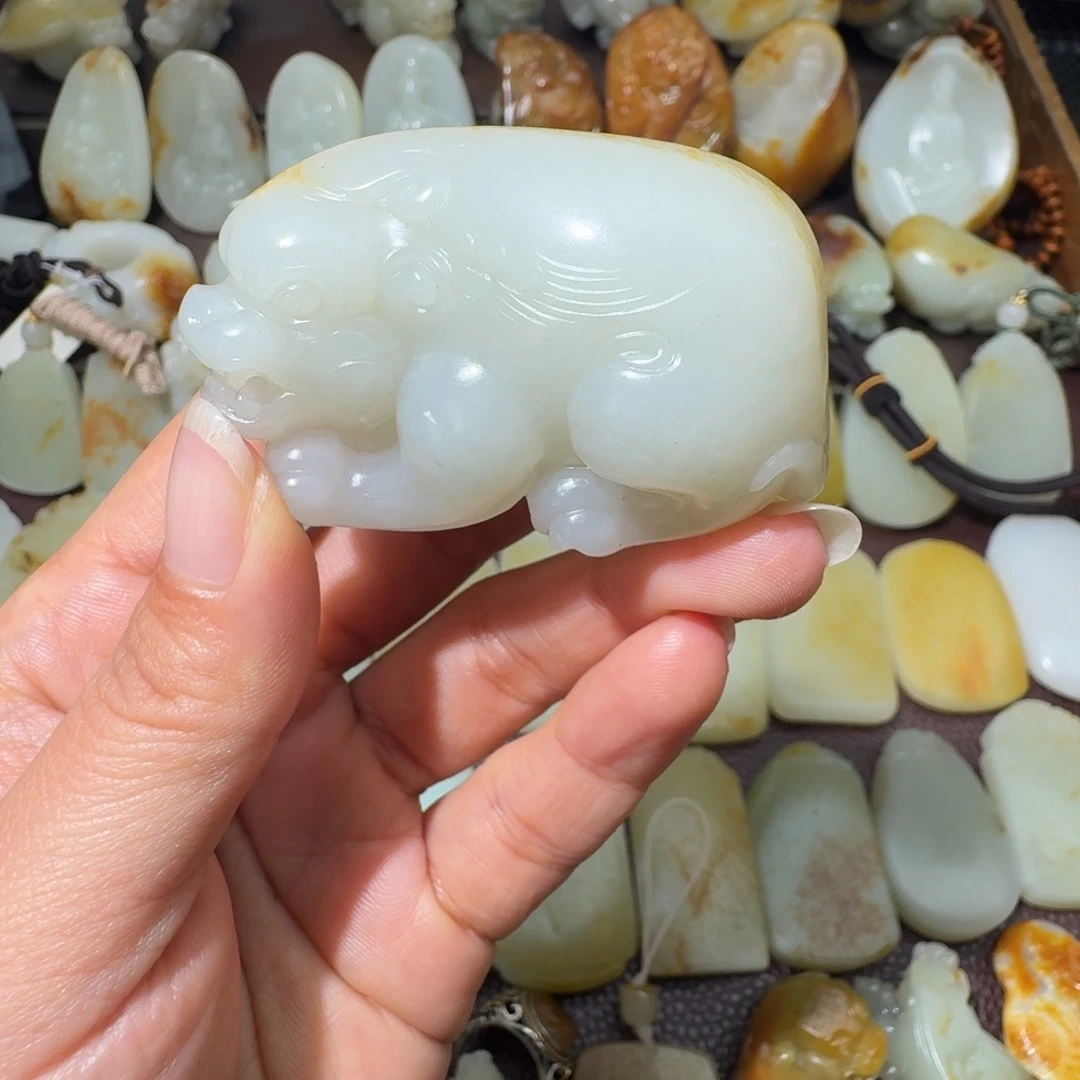 和田玉未镶嵌吊坠(不含链)