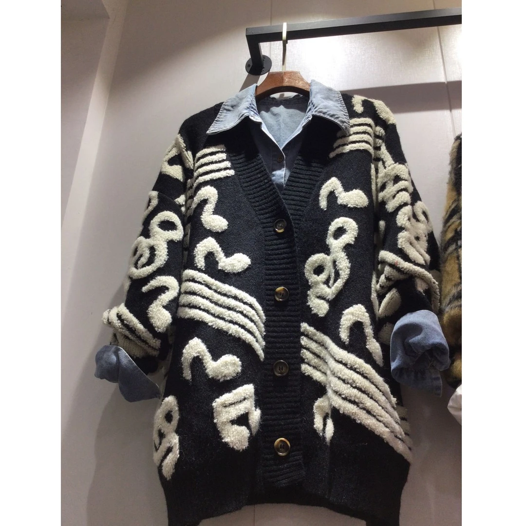 KIKI严选：0094-欧洲站南油秋季新款复古音符毛巾绣植绒毛衣