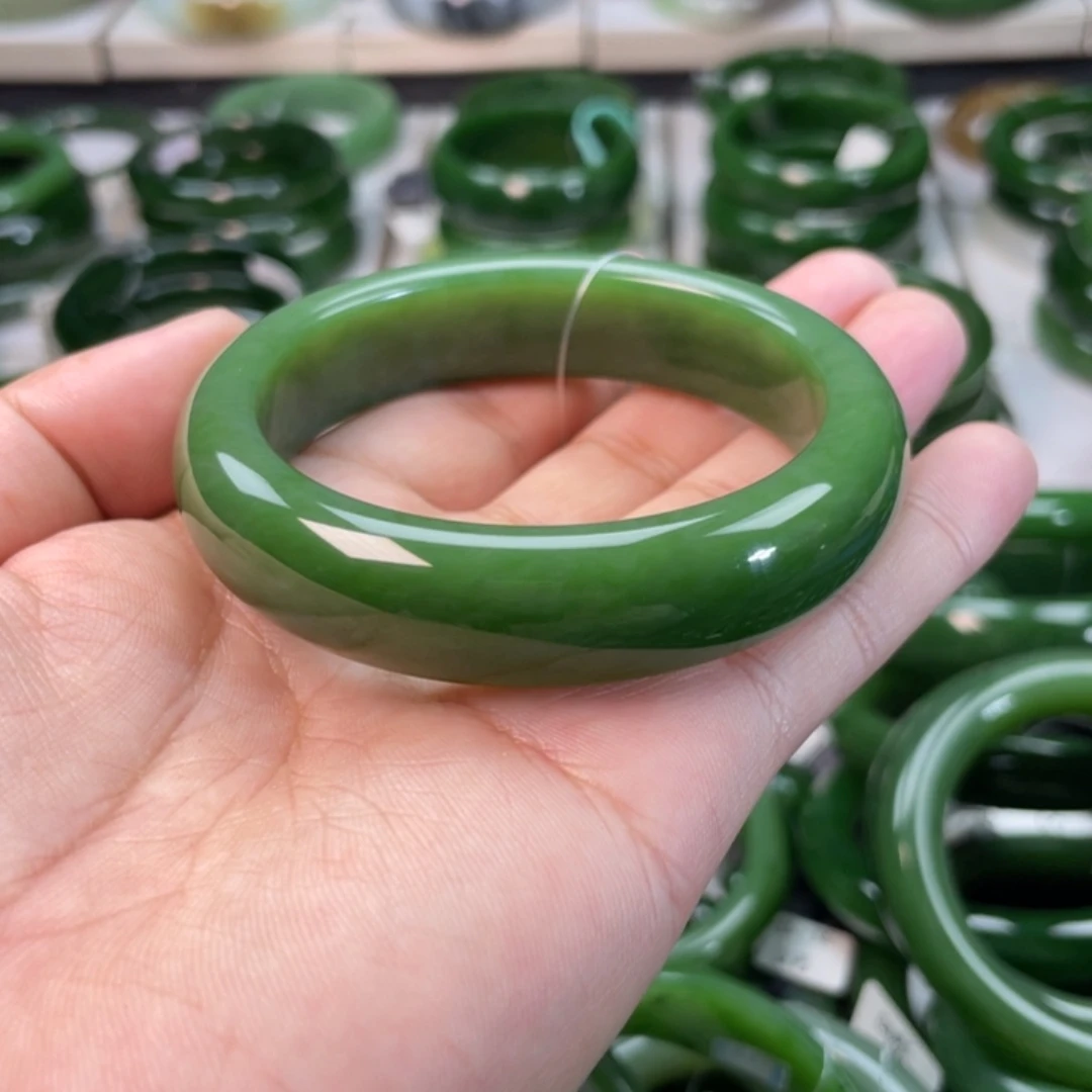 和田玉（碧玉）手镯未镶嵌笑**开
