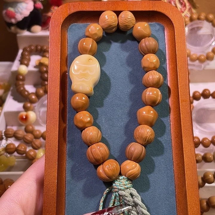 吊坠猴头核桃全品多宝手持小鱼