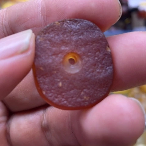 手串蜜蜡未镶嵌吊坠