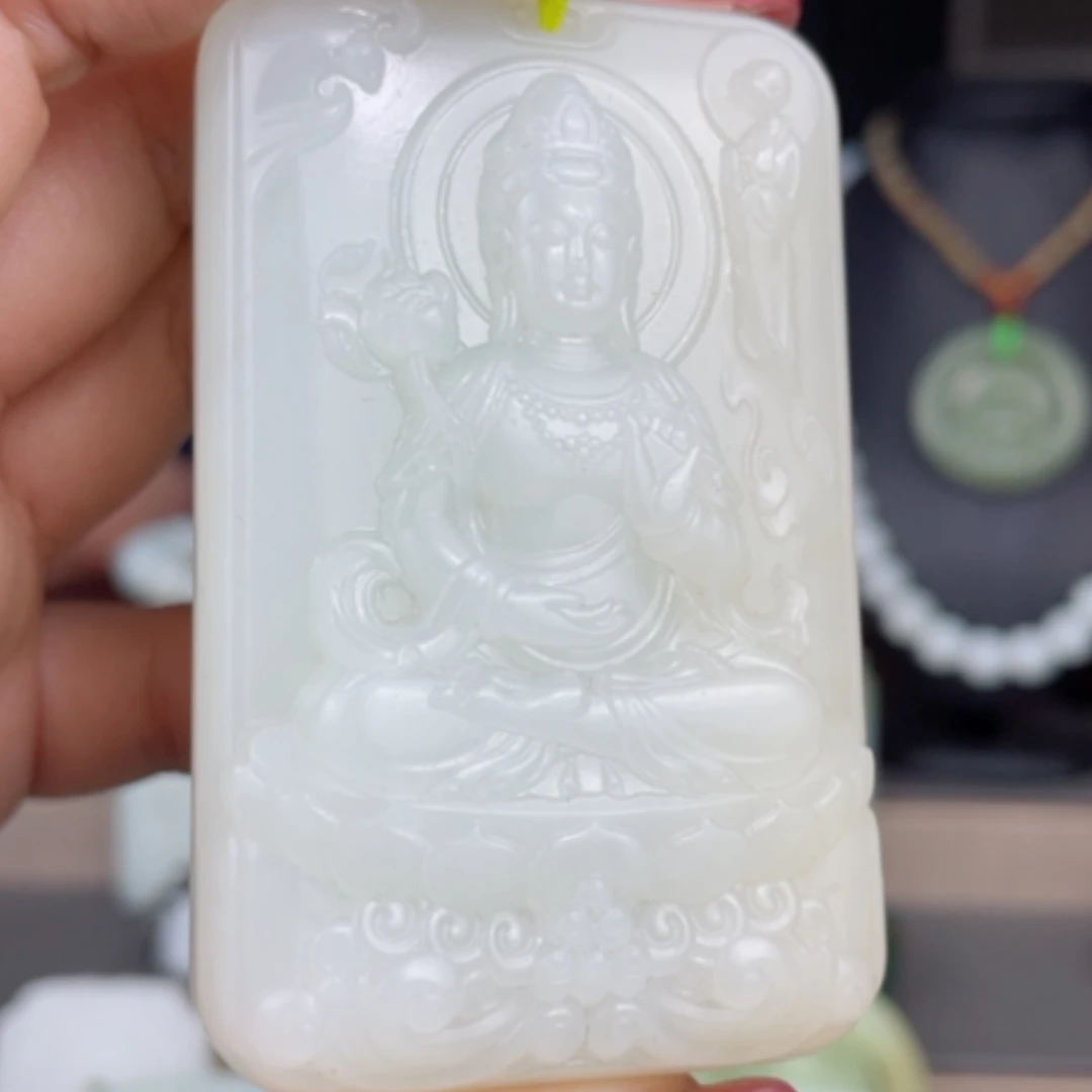 【闪购商品】颈饰未镶嵌和田玉