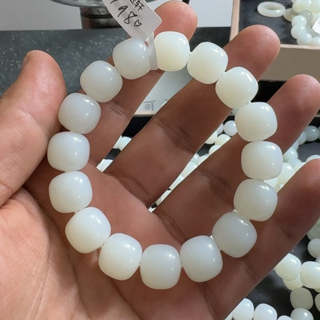 车***）和田玉未镶嵌手链卡14老型珠