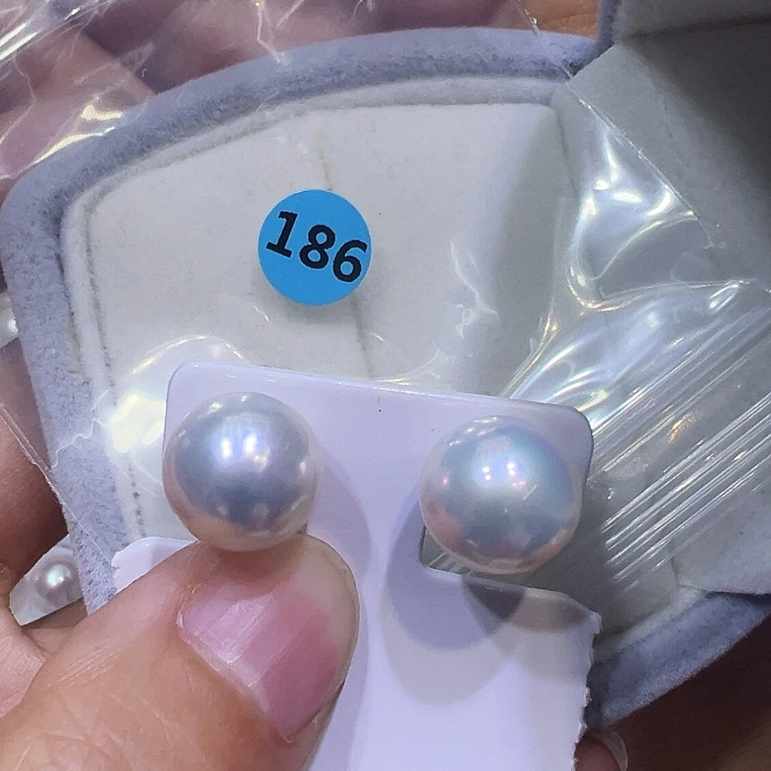 淡水珍珠银S925镶嵌耳饰