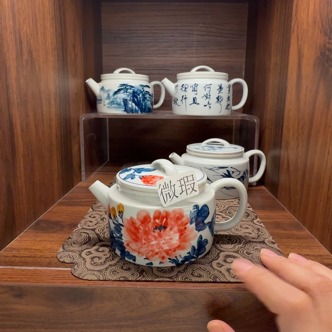 釉下手绘茶具微瑕