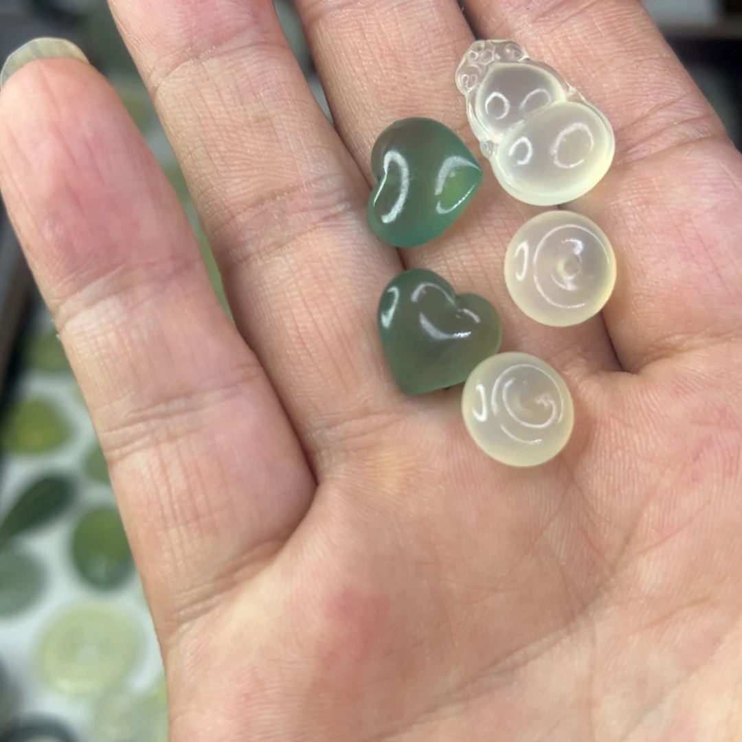 一***水岫玉未镶嵌颈饰精品高货岫玉