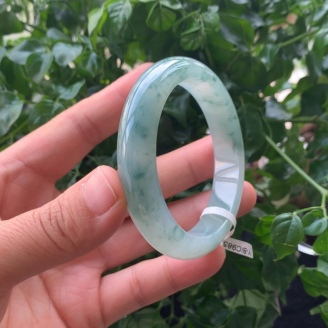 翡翠未镶嵌手镯21号