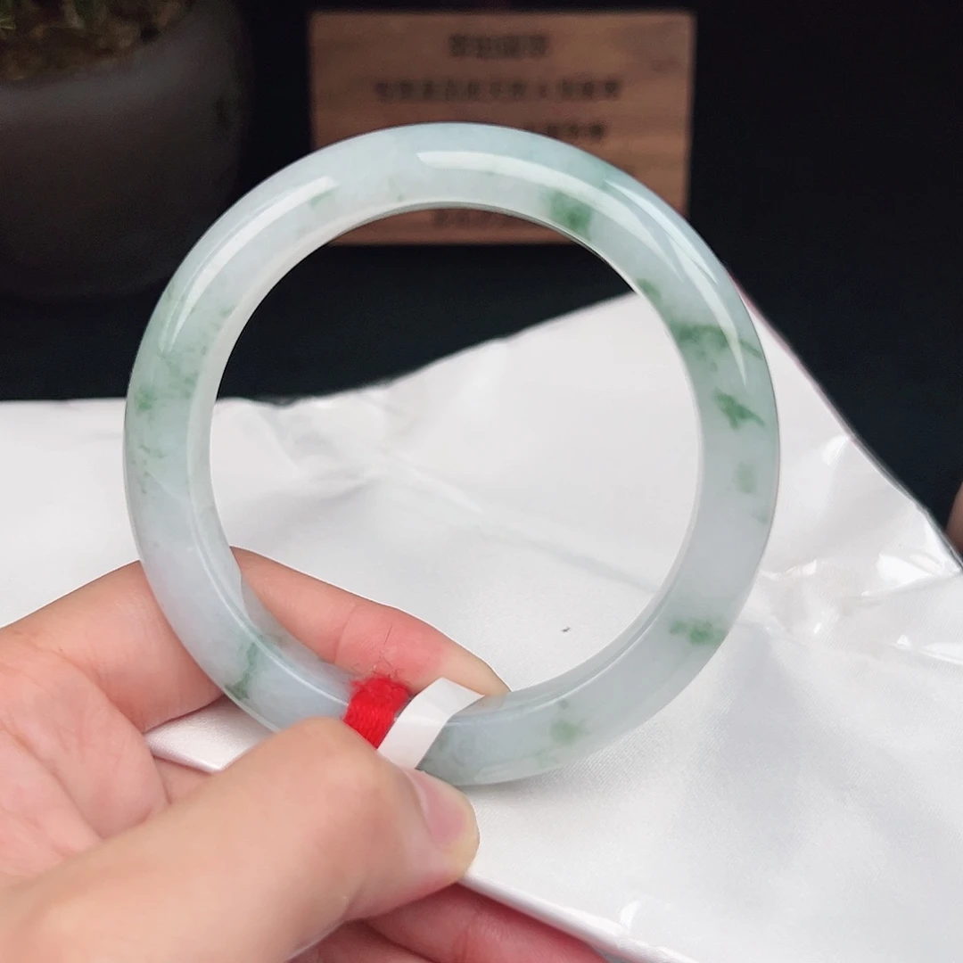 翡翠未镶嵌手镯b0710-1