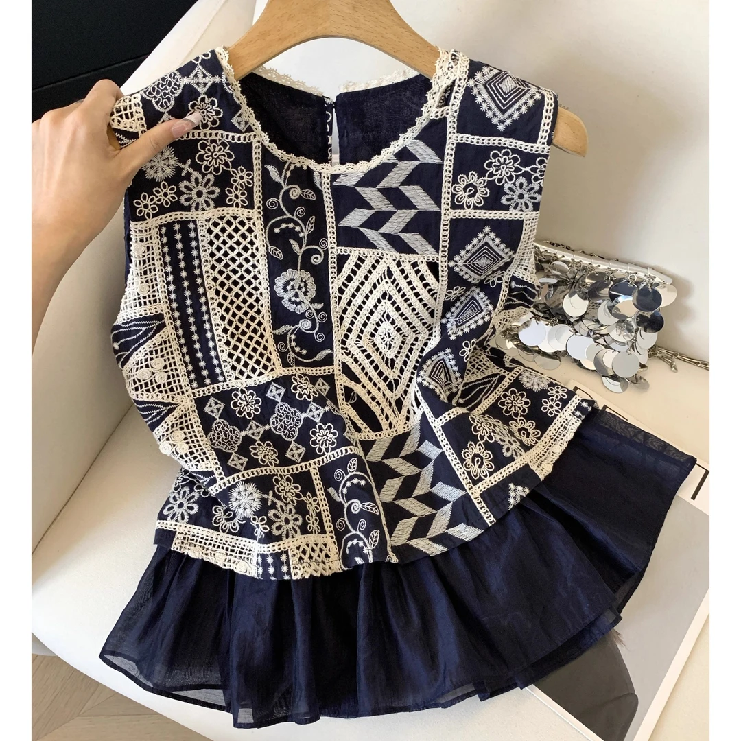 老钱风复古刺绣无袖背心衬衫女夏季民族风网纱拼接裙摆设计感上衣