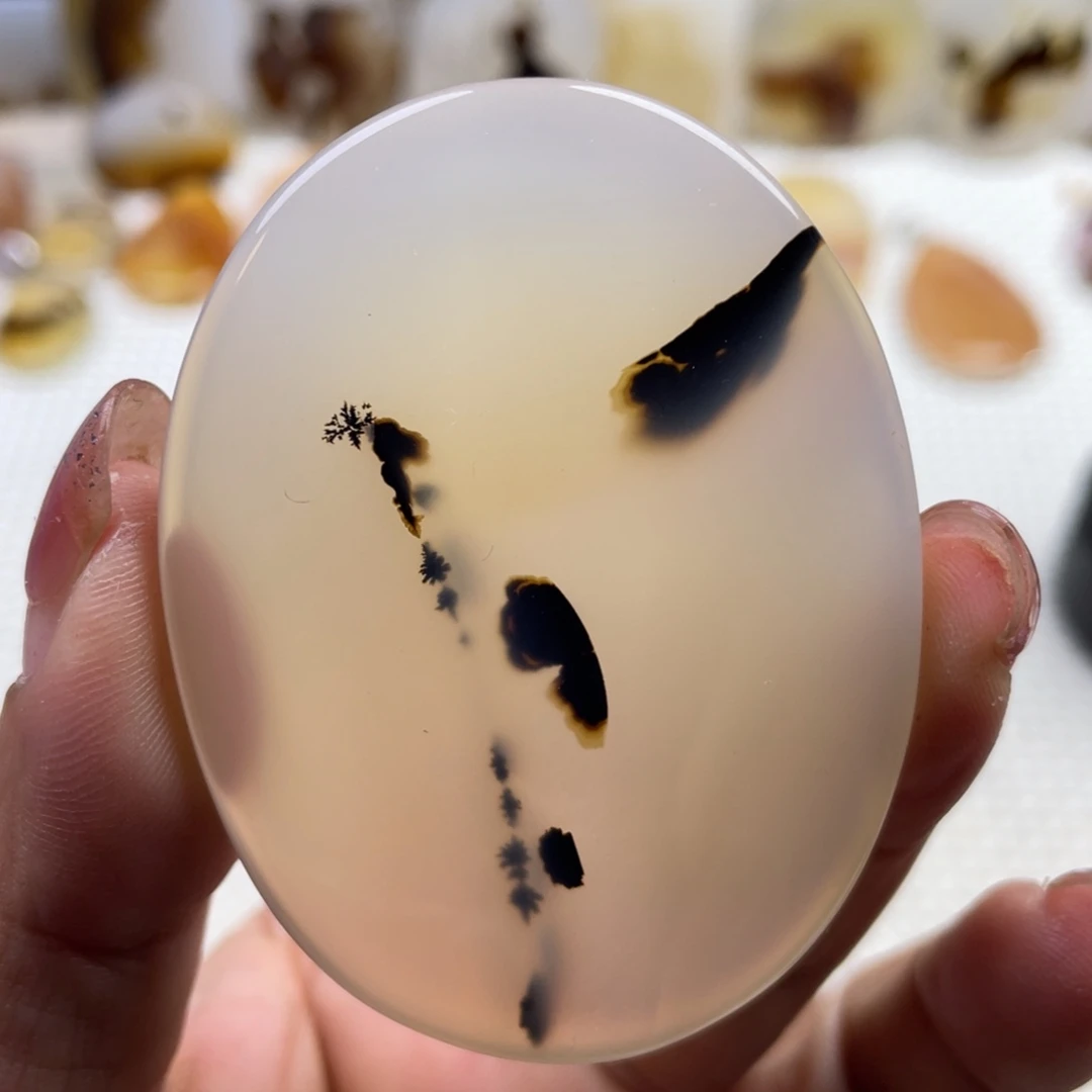 玛瑙/玉髓未镶嵌颈饰