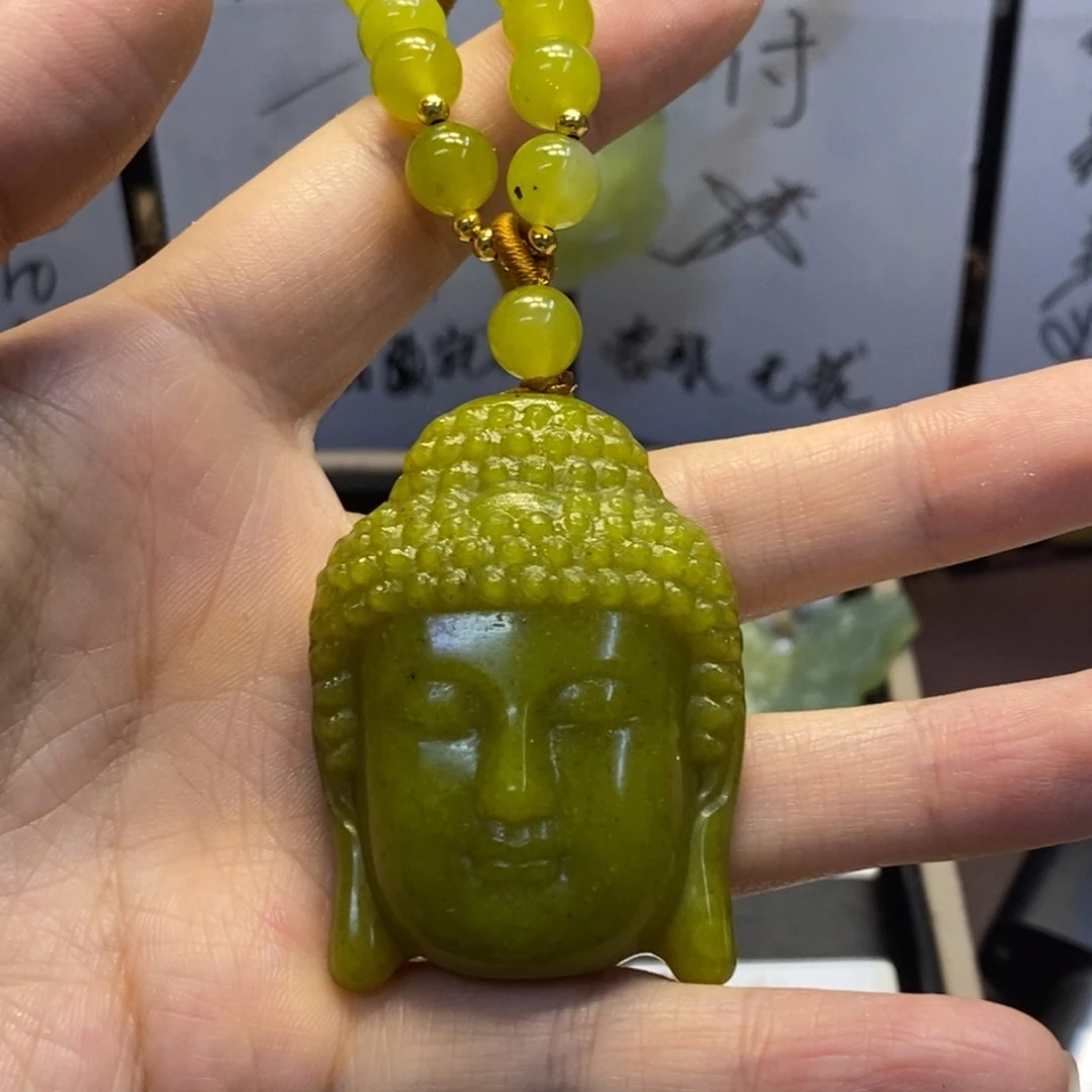 未镶嵌蛇纹石玉颈饰