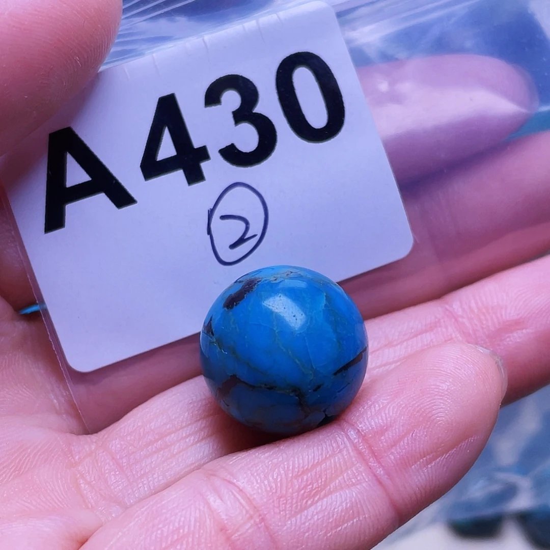 十堰原生态特色手工绿石头配饰