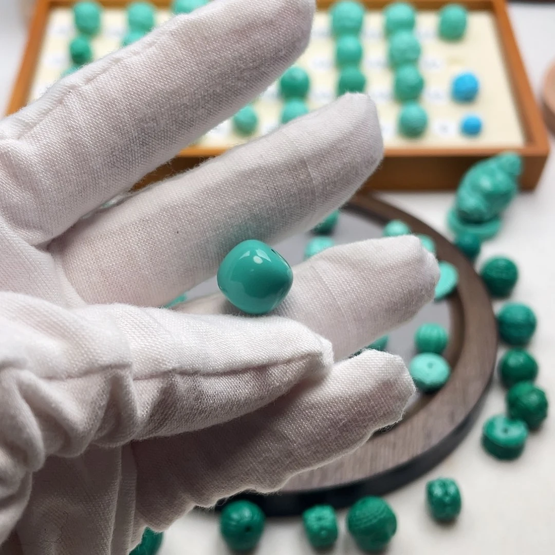 小****原生态精工配饰，直径12