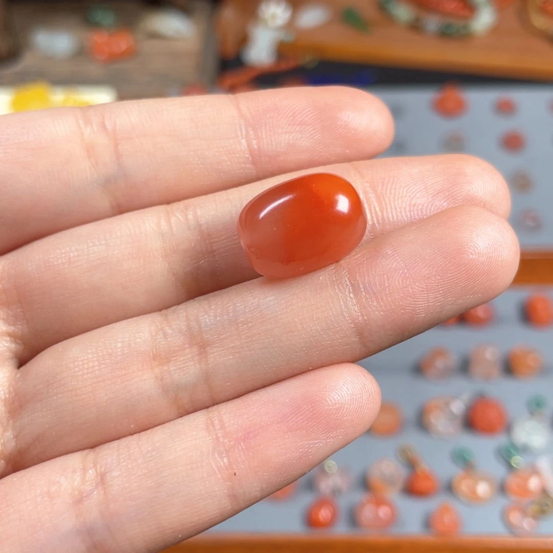 南红玛瑙枣珠未镶嵌兰*草