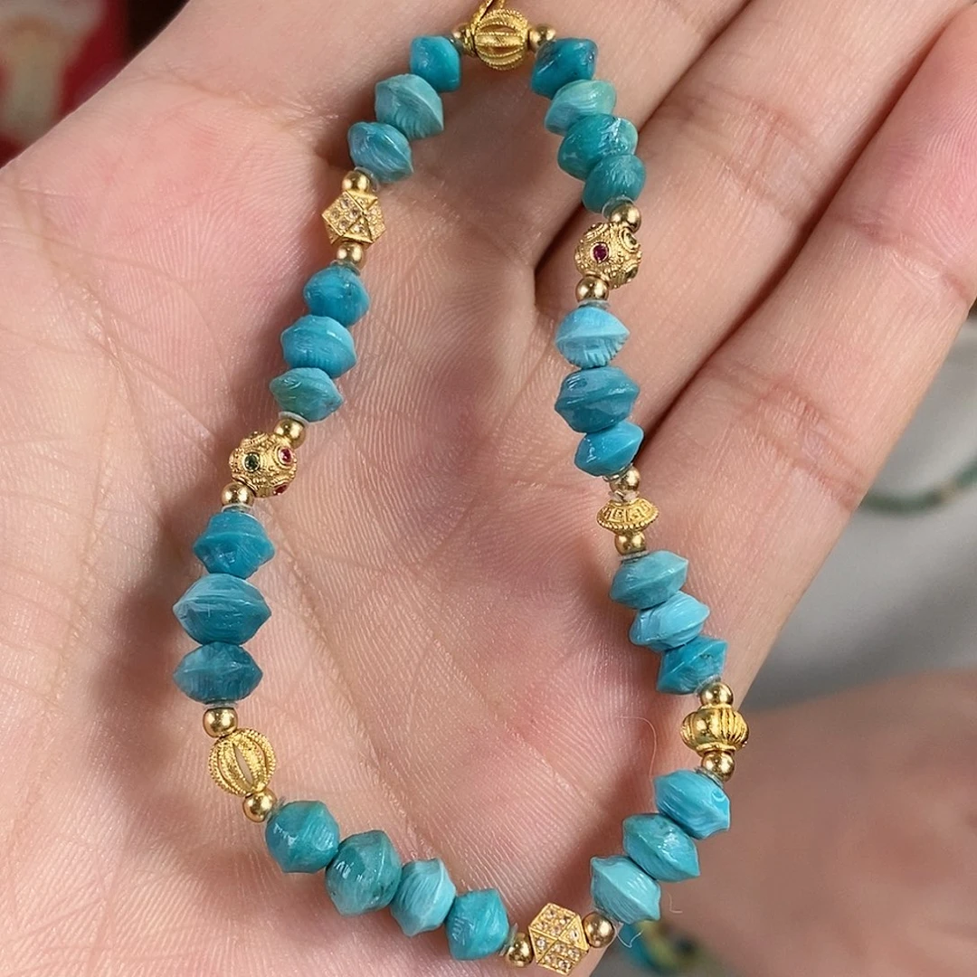 绿松石未镶嵌珠宝奇石