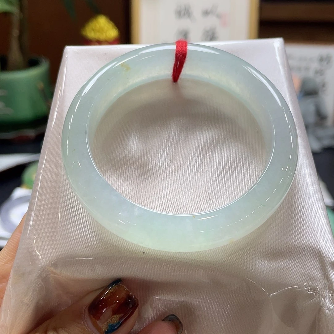 翡翠未镶嵌手镯32号