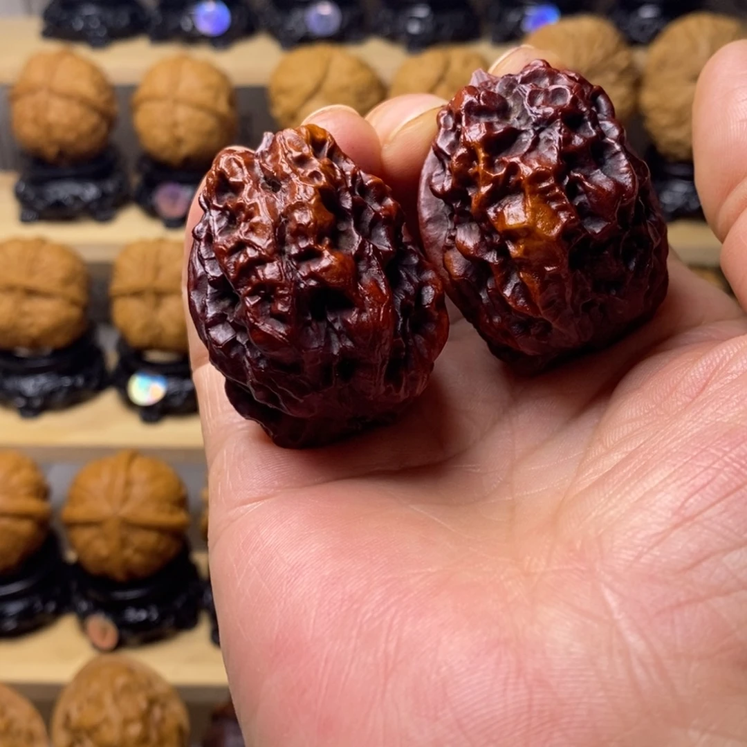 @****桃核吊坠///////////////3