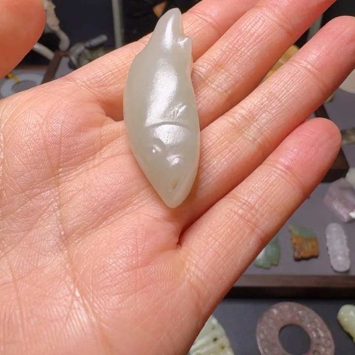 和田玉（糖玉）挂件未镶嵌续***来