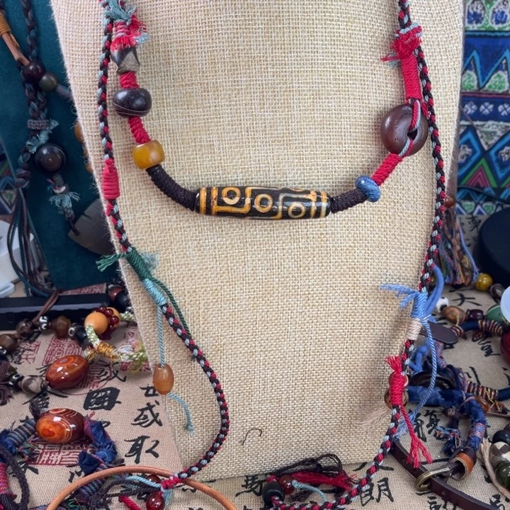 上***）玛瑙/玉髓未镶嵌颈饰