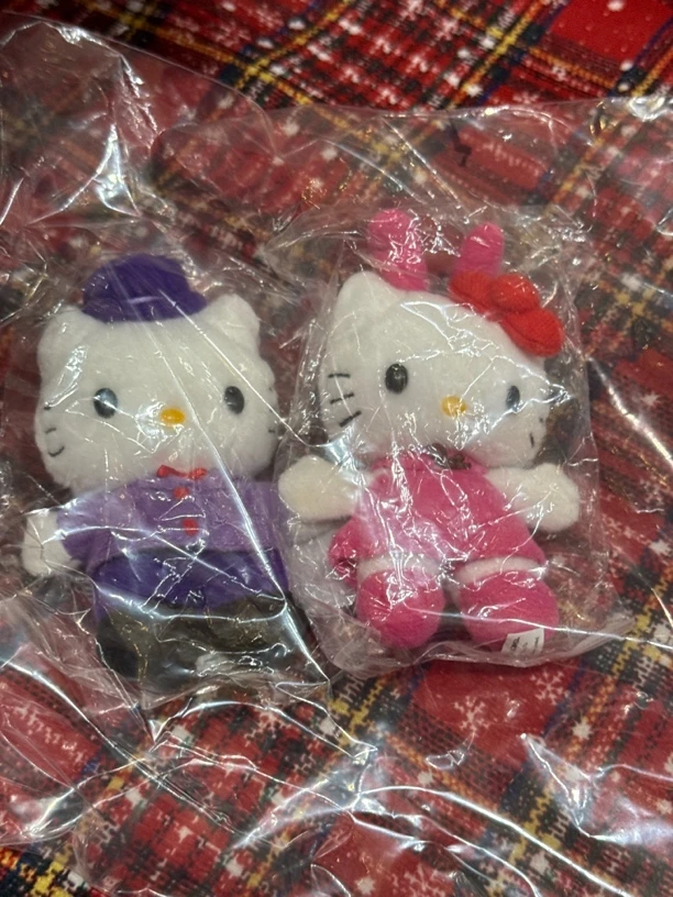 贝小贝专拍情侣kitty公仔