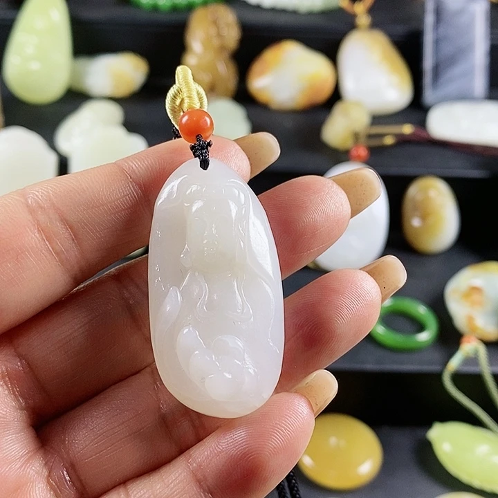 和田玉观音未镶嵌