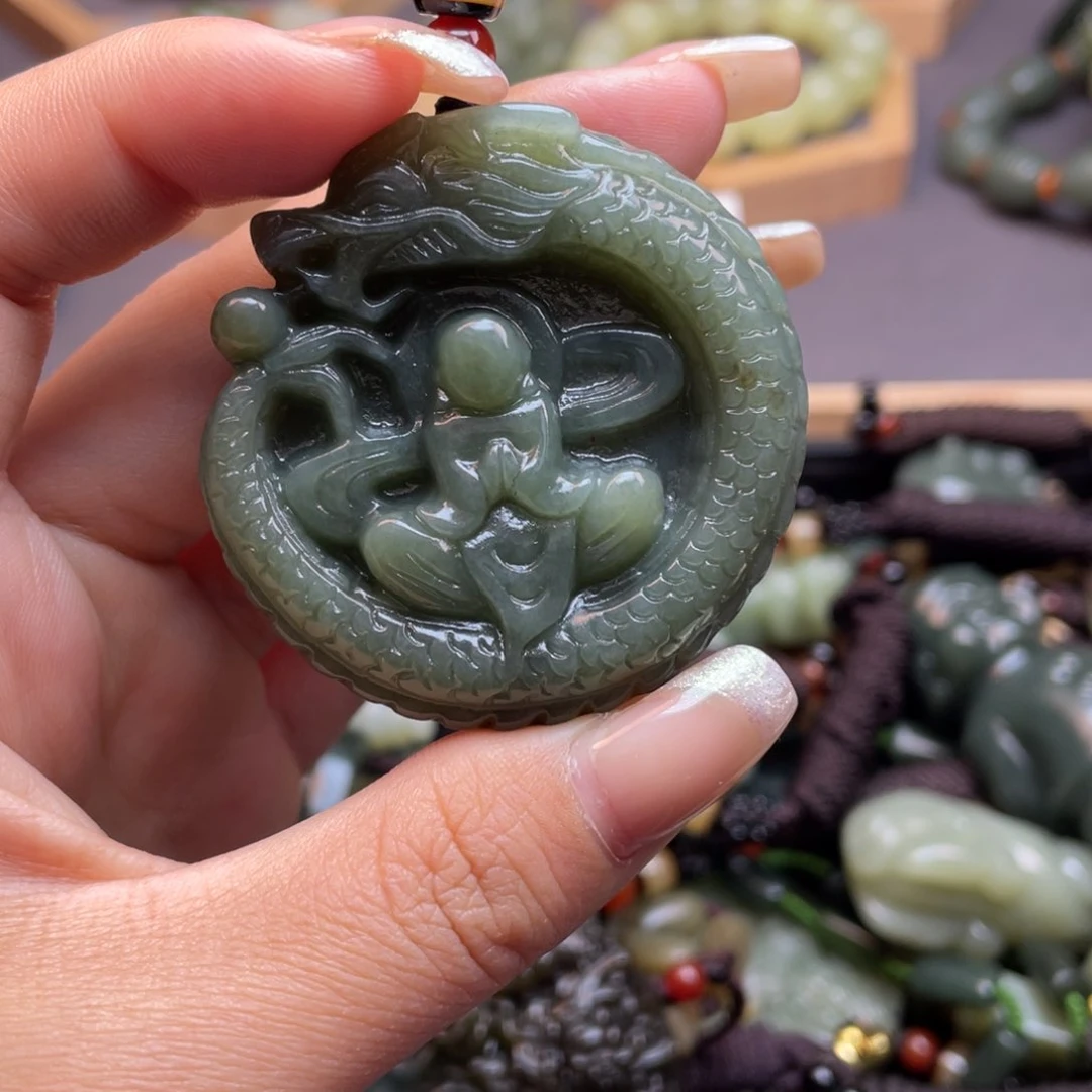 和田玉颈饰未镶嵌