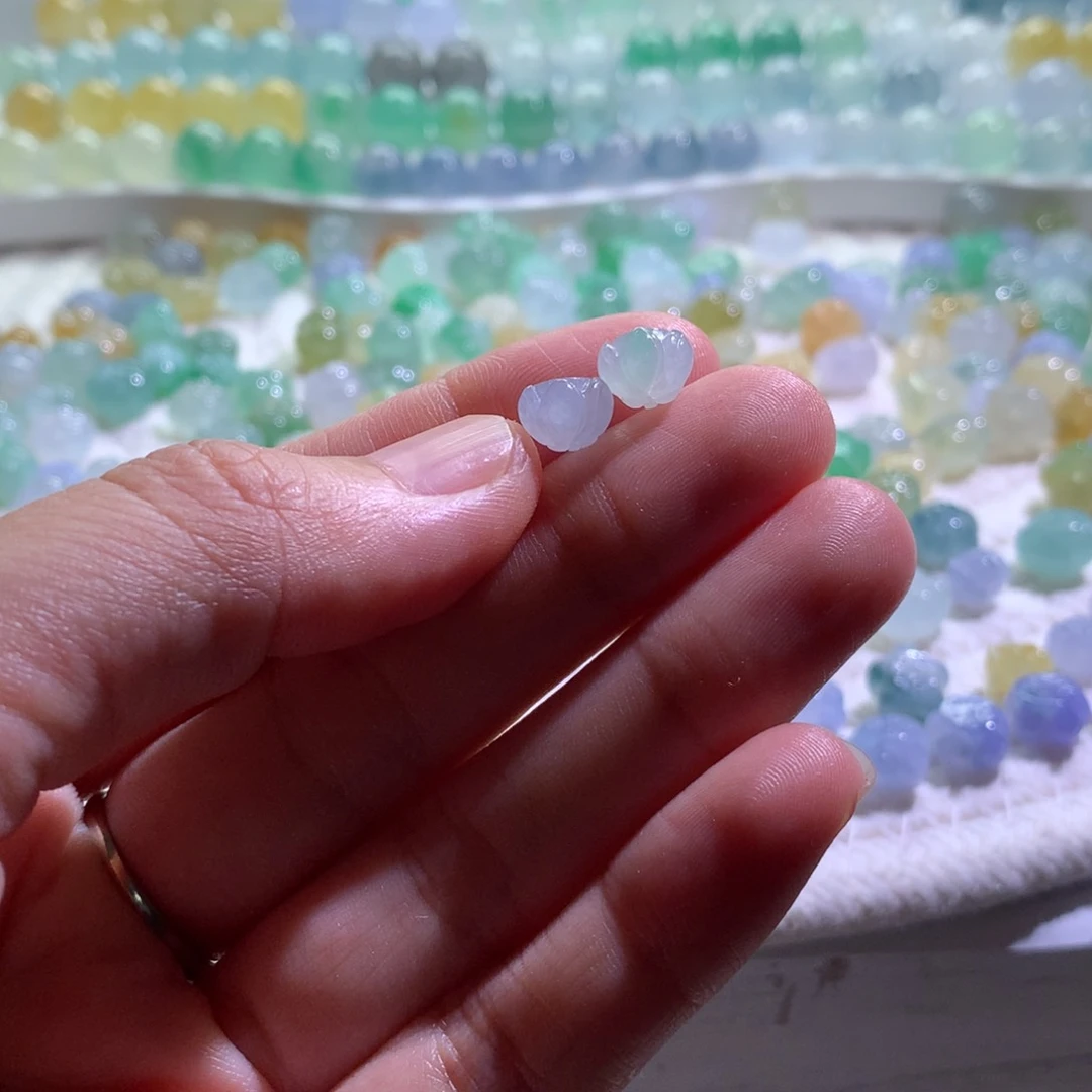 定制翡翠未镶嵌天然翡翠，假一赔三