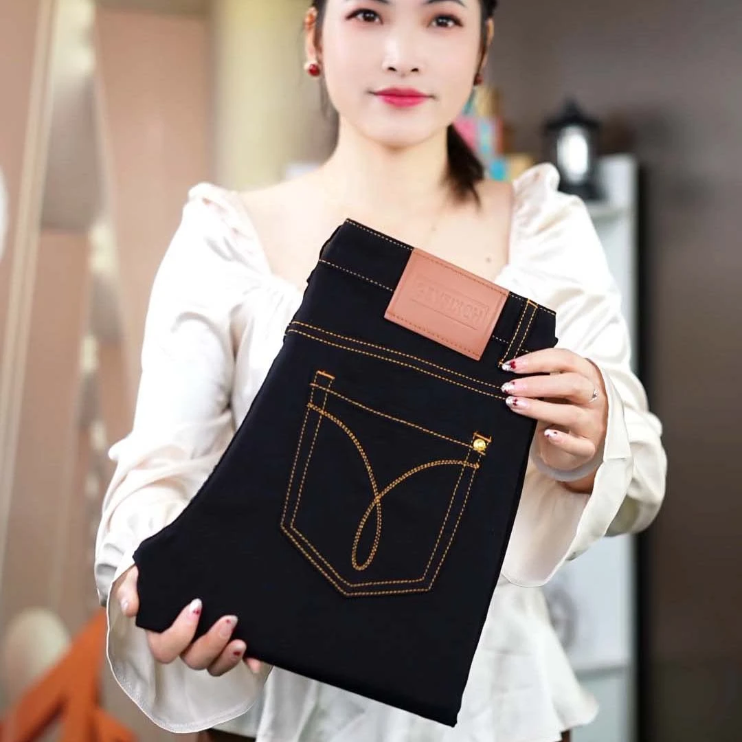 2025新款防褪色纯黑牛仔裤男款修身小直筒轻奢百搭弹力九分休闲裤