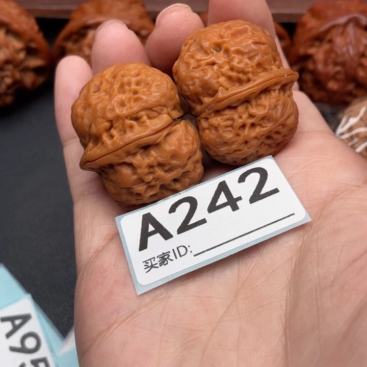 文玩核桃吊坠核桃