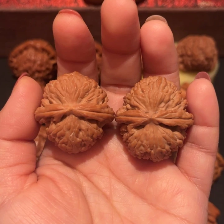 吊坠文玩核桃白狮子
