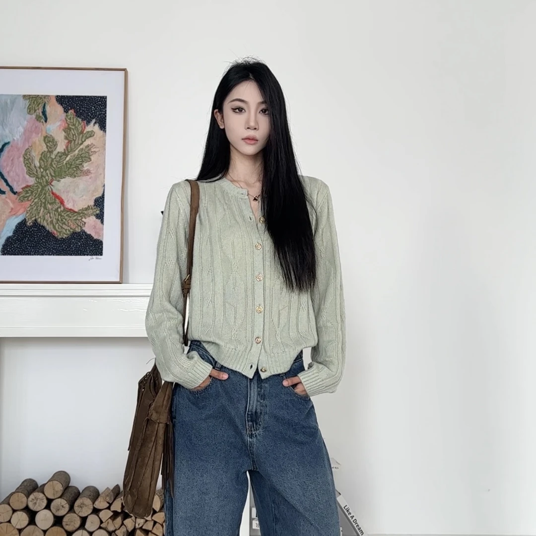 四色羊毛针织开衫设计感慵懒显瘦上衣